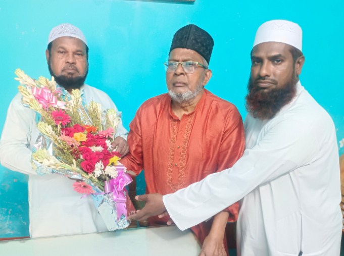 দিনাজপুর জেলা জজ আদালতের জিপি মনোনিত হওয়ায় এ্যাডভোকেট মোঃ ইব্রাহিমকে সংবর্ধনা